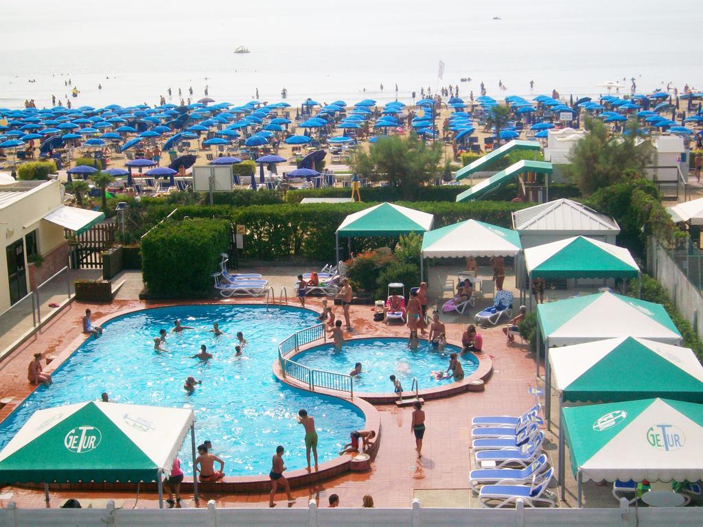Hotel Caravelle&Minicaravelle Lido di Jesolo Exterior foto